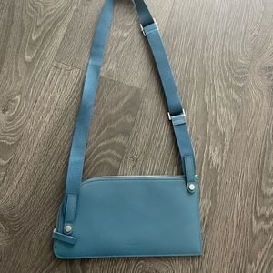Everlane The Italian Leather Sling bag